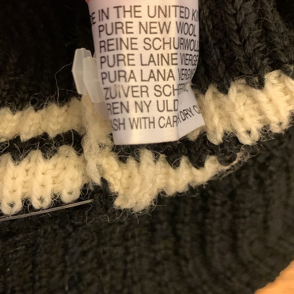 🆕 afield out BLACK MORO BUCKET HAT- OS - Picture 9 of 14